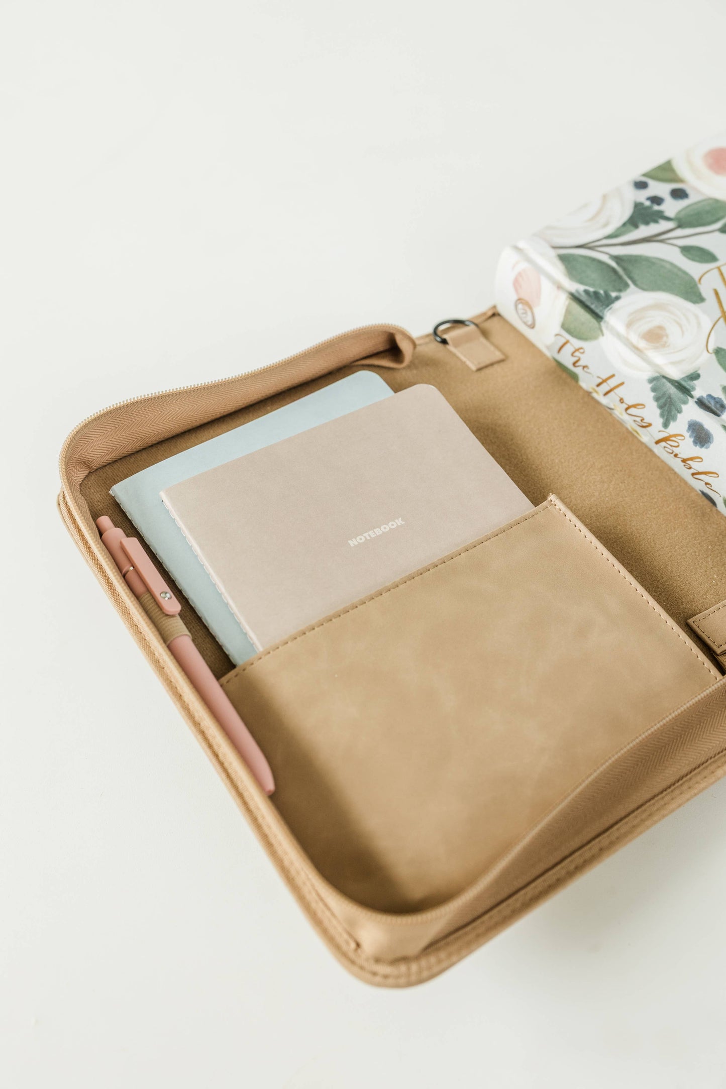 Bible Cover, Vegan Leather, Wreath Bible Case, Holy Bible