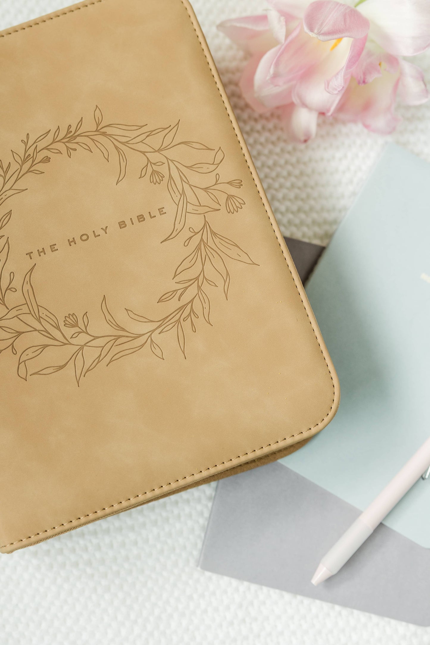 Bible Cover, Vegan Leather, Wreath Bible Case, Holy Bible